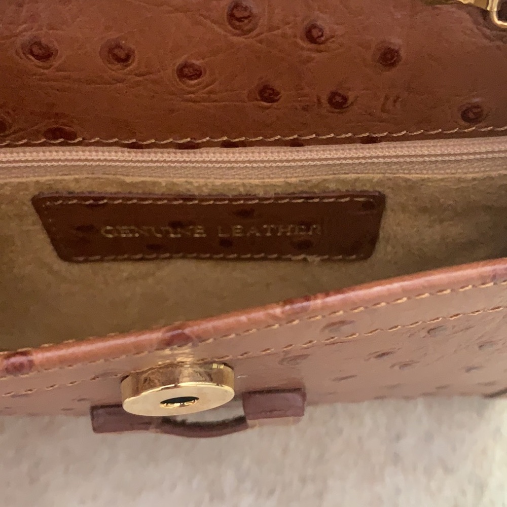 Elegant Brown Crossbody Bag - Picture 5 of 5